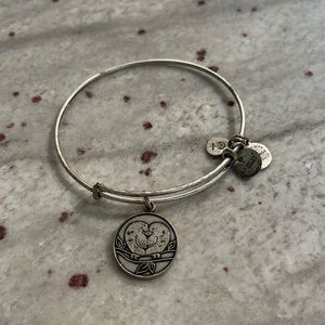 Alex and ani lovebirds bracelet